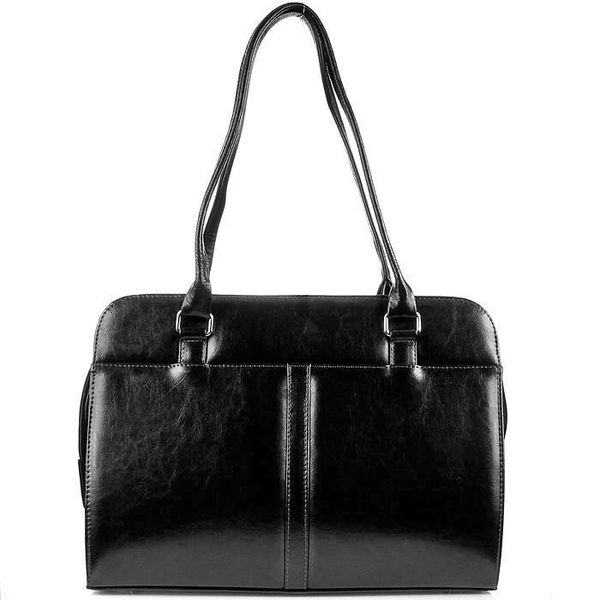 Torebka skórzana damska klasyczna DAN-A T144 czarna. Czarne torebki klasyczne DAN-A, bez wzorów, ze skóry, bez dodatków. Za 399.99 zł.