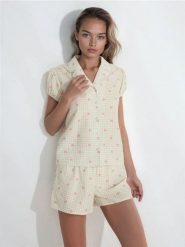 Piżama dwuczęściowa z domieszką wiskozy - zielony. Zielone piżamy Sinsay, bez wzorów, z wiskozy, bez ramiączek. Za 59.99 zł.