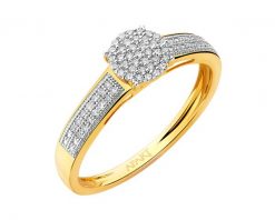 Pierścionek z żółtego złota z diamentami - 0,15 ct - próba 585. Żółte pierścionki Apart, z diamentem, złote. Za 3,090.00 zł.