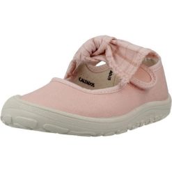 Sandały VICTORIA 1370130V Rose. Czerwone sandały VICTORIA, bez wzorów, z tkaniny, sportowe, bez obcasa, bez zapięcia. Za 192.99 zł.