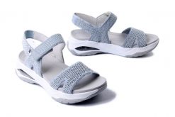 RIEKER w3152-10 blue, sandały damskie. Niebieskie sandały Rieker, bez wzorów, z materiału, sportowe, bez obcasa, na płaskiej podeszwie, bez zapięcia. Za 359.90 zł.