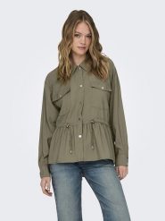 ONLY Koszula w kolorze khaki rozmiar: M. Brązowe koszule Only, m, bez wzorów, z wiskozy, klasyczne, bez kołnierzyka, bez ramiączek. Za 116.95 zł.