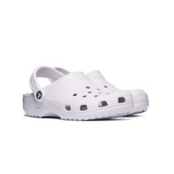 Klapki Crocs CLASSIC 10001-5DK. Fioletowe klapki Crocs, bez wzorów, z materiału, z okrągłym noskiem, bez obcasa. Za 278.91 zł.