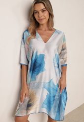 Niebieskie Wiskozowe Ponczo w Kwiaty Ozdobione Lamówką Codde. Niebieskie swetry Born2be, uniwersalny, bez wzorów, z wiskozy, bez ramiączek. Za 59.99 zł.