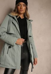 Zielona Kurtka Typu Parka z Kapturem o Klasycznym Kroju Tulania. Zielone kurtki Renee, l, bez wzorów, z jeansu, z kapturem. Za 219.99 zł.