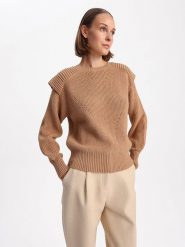 BGN Sweter w kolorze jasnobrązowym rozmiar: 36. Brązowe swetry BGN, bez wzorów, prążkowane, bez ramiączek. Za 114.44 zł.