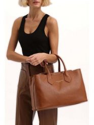 Maison héritage PARIS Skórzana torebka "Milia" w kolorze jasnobrązowym - 40 x 22 x 16 cm rozmiar: onesize. Brązowe torby na ramię Maison héritage PARIS, bez wzorów, z materiału, przez ramię, bez dodatków. Za 489.95 zł.