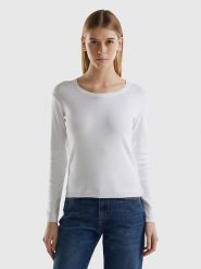 Benetton Sweter w kolorze białym rozmiar: XL. Białe swetry Benetton, xl, bez wzorów, z bawełny, bez ramiączek. Za 105.63 zł.