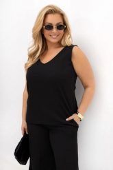 Elegancka bluzka/top satynowy Classy czarny damski do marynarki, garnituru OVERSIZE PLUS SIZE LATO. Czarne topy Moda Size Plus Iwanek, plus size, bez wzorów, z elastanu, bez kołnierzyka, bez ramiączek. Za 139.90 zł.