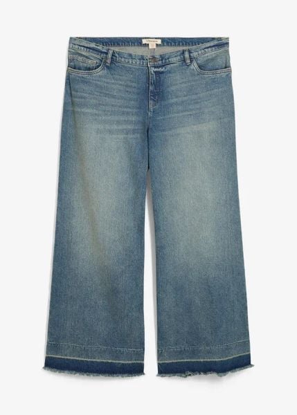 Dżinsy ze średnim stanem, szeroka nogawka. Niebieskie jeansy bonprix, bez wzorów. Za 99.99 zł.