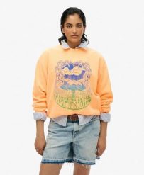 Superdry Psych Surf Loose Crew bluza z organicznej bawełny. Brązowe bluzy Superdry, bez wzorów, z bawełny, bez kaptura. Za 279.65 zł.