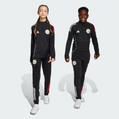 Spodnie treningowe Ajax Amsterdam Tiro 25 Competition. Białe spodnie dresowe Adidas, bez wzorów. Za 259.00 zł.