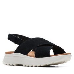 Sandały Clarks. Czarne sandały Clarks, bez wzorów, bez obcasa, na płaskiej podeszwie, bez zapięcia. Za 319.99 zł.