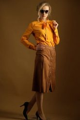 Spódnica Karmelowa Midi. Spódnice Hultaj Polski, na co dzień, l, bez wzorów, z dzianiny, boho, midi, asymetryczne. Za 269.00 zł.