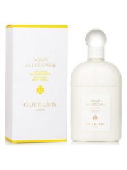 Guerlain Mleczko do ciała "Aqua Allegoria Bergamote Calabria" - 200 ml rozmiar: onesize. Balsamy i kremy do ciała Guerlain. Za 217.99 zł.