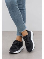C'M Sneakersy w kolorze czarnym rozmiar: 37. Czarne trampki C'M, bez wzorów, bez zapięcia. Za 149.95 zł.