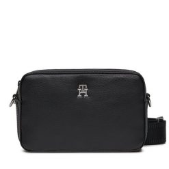 Torebka Tommy Hilfiger. Czarne listonoszki TOMMY HILFIGER, bez wzorów, bez dodatków. Za 149.99 zł.