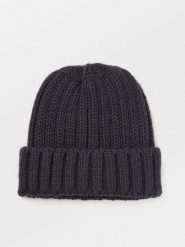 Becksöndergaard Czapka beanie w kolorze granatowym rozmiar: onesize. Niebieskie czapki Becksöndergaard, bez wzorów, z materiału. Za 82.99 zł.