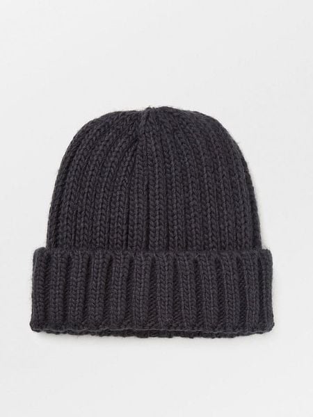 Becksöndergaard Czapka beanie w kolorze granatowym rozmiar: onesize. Niebieskie czapki Becksöndergaard, bez wzorów, z materiału. Za 89.95 zł.