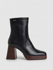 Pepe Jeans FOOTWEAR Botki "Abba Wood" w kolorze czarnym rozmiar: 39. Czarne botki Pepe Jeans FOOTWEAR, bez wzorów, z jeansu, bez obcasa, bez zapięcia. Za 263.53 zł.