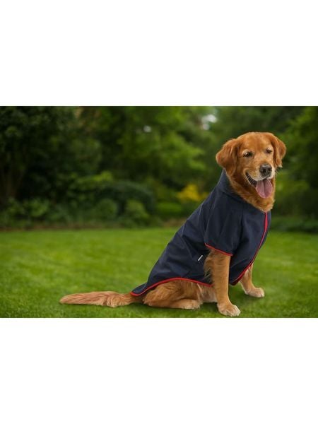 Paws&Whiskers Bluza w kolorze granatowym dla psa rozmiar: 6XL. Niebieskie bluzy Paws&Whiskers, xl, bez wzorów, bez kaptura. Za 225.70 zł.