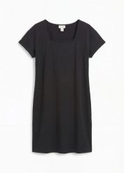 Sukienka T-shirtowa z czystej bawełny organicznej. Czarne sukienki bonprix, bez wzorów, z bawełny, bez kołnierzyka, bez ramiączek. Za 54.99 zł.