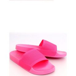 Klapki z dzianinowym paskiem różowe PT-110 Fuchsia. Czerwone klapki ButyModne, bez wzorów, z dzianiny, bez obcasa. W wyprzedaży za 69.00 zł.