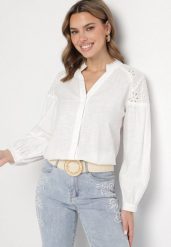Biała Bawełniana Koszula z Ozdobną Koronką Erivendra. Białe koszule Born2be, l, bez wzorów, z bawełny, eleganckie, bez kołnierzyka, bez ramiączek. Za 99.99 zł.