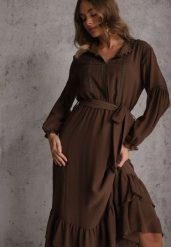 Brązowa Sukienka Boho z Paskiem Guzikami i Falbanami Nevinete. Brązowe sukienki Renee, l, bez wzorów, z poliesteru, boho, bez kołnierzyka, bez ramiączek, maxi. Za 129.99 zł.