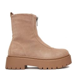 Botki DeeZee. Brązowe botki DeeZee, bez wzorów, bez obcasa, na płaskiej podeszwie, bez zapięcia. Za 319.99 zł.