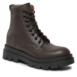 Botki Altercore. Brązowe botki Altercore, bez wzorów, bez obcasa, na płaskiej podeszwie, bez zapięcia. Za 549.99 zł.