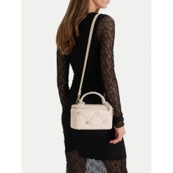 Torebka Nine West. Torebki klasyczne Nine West, bez wzorów, bez dodatków. Za 259.99 zł.