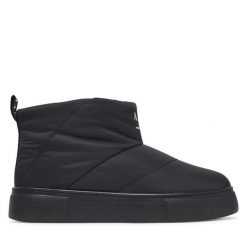 Śniegowce Armani Exchange. Czarne trapery i śniegowce Armani Exchange. Za 779.99 zł.