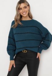 Granatowy Sweter z Bufiastymi Rękawami Ozdobiony Cienkimi Paskami Bilentia. Niebieskie swetry Born2be, z aplikacjami, bez ramiączek. Za 74.99 zł.