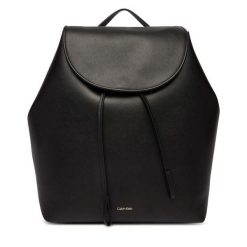 Plecak Calvin Klein. Czarne plecaki Calvin Klein, bez wzorów. Za 579.99 zł.