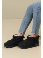 C'M Botki zimowe w kolorze czarnym rozmiar: 38. Czarne botki C'M, na zimę, bez wzorów, bez obcasa, bez zapięcia. Za 108.99 zł.