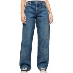 Dżinsy damskie z szerokim stanem z bawełny organicznej Superdry. Niebieskie jeansy Superdry, m, z aplikacjami. Za 339.50 zł.