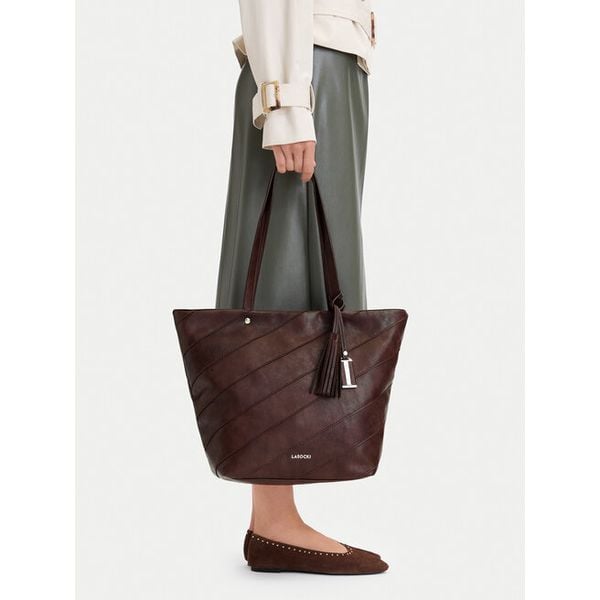 Torebka Lasocki. Brązowe shopper Lasocki, bez wzorów, bez dodatków. Za 189.99 zł.