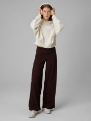 4F Spodnie dresowe z szerokimi nogawkami damskie - brązowe M. Brązowe spodnie dresowe 4f, m, bez wzorów, z dresówki, z podwyższonym stanem. Za 149.99 zł.