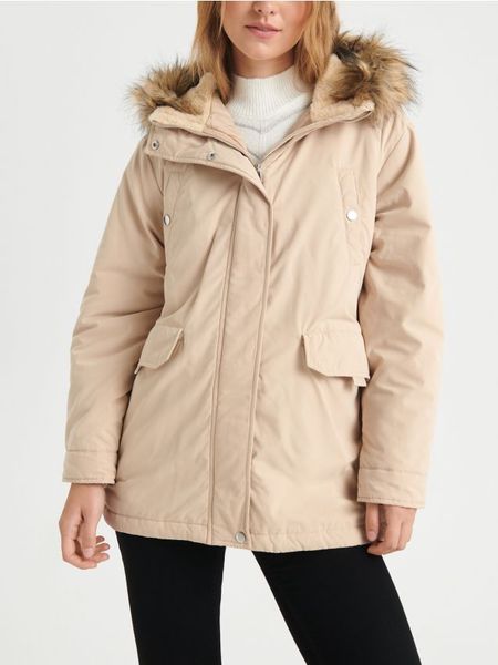 Kurtka parka z kapturem - kremowy. Białe kurtki Sinsay, l, z kapturem. Za 149.99 zł.