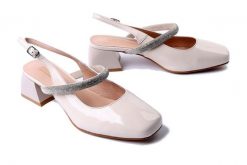 ARTIKER RELAKS 56C1207 kremowy, sandały damskie. Brązowe sandały Artiker Relaks, bez wzorów, z gumy, bez obcasa, na obcasie, bez zapięcia. Za 274.90 zł.