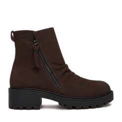Botki Clara Barson. Brązowe botki Clara Barson, bez wzorów, bez obcasa, na płaskiej podeszwie, bez zapięcia. Za 169.99 zł.
