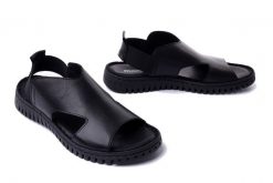 MANITU 910162-01 schwarz, sandały damskie. Czarne sandały Manitu, bez wzorów, ze skóry, bez obcasa, bez zapięcia. Za 284.90 zł.