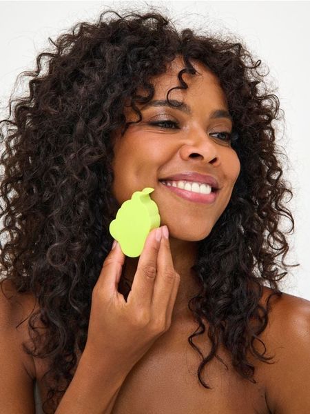 Gąbki do makijażu 10 pack Grinch - wielobarwny. Aplikatory i gąbki Sinsay. Za 29.99 zł.