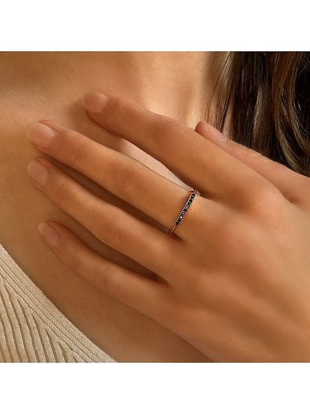 Les Petites Précieuses Pozłacany pierścionek z cyrkoniami rozmiar: 52. Czerwone pierścionki Les Petites Précieuses, z cyrkonią, pozłacane. Za 104.89 zł.