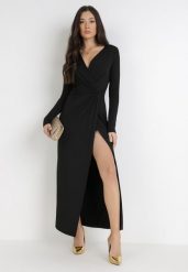 Czarna Sukienka Mellona. Czarne sukienki Born2be, l, bez wzorów, z dzianiny, eleganckie, bez kołnierzyka, bez ramiączek, maxi, kopertowe. Za 129.99 zł.