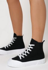 Czarne Trampki Nemadia. Czarne trampki Born2be, z aplikacjami, z gumy, za kostkę, bez zapięcia. W wyprzedaży za 84.99 zł.