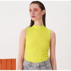 Top z półgolfem - Zielony. Topy House. Za 29.99 zł.