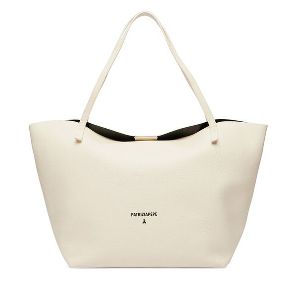 Torebka Patrizia Pepe. Białe shopper Patrizia Pepe, bez wzorów, bez dodatków. Za 820.99 zł.