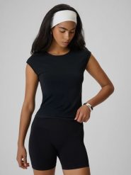 4F T-shirt slim z modalem damski - czarny M. Czarne t-shirty 4f, m, bez wzorów, z dzianiny, bez kołnierzyka, bez ramiączek. Za 49.99 zł.